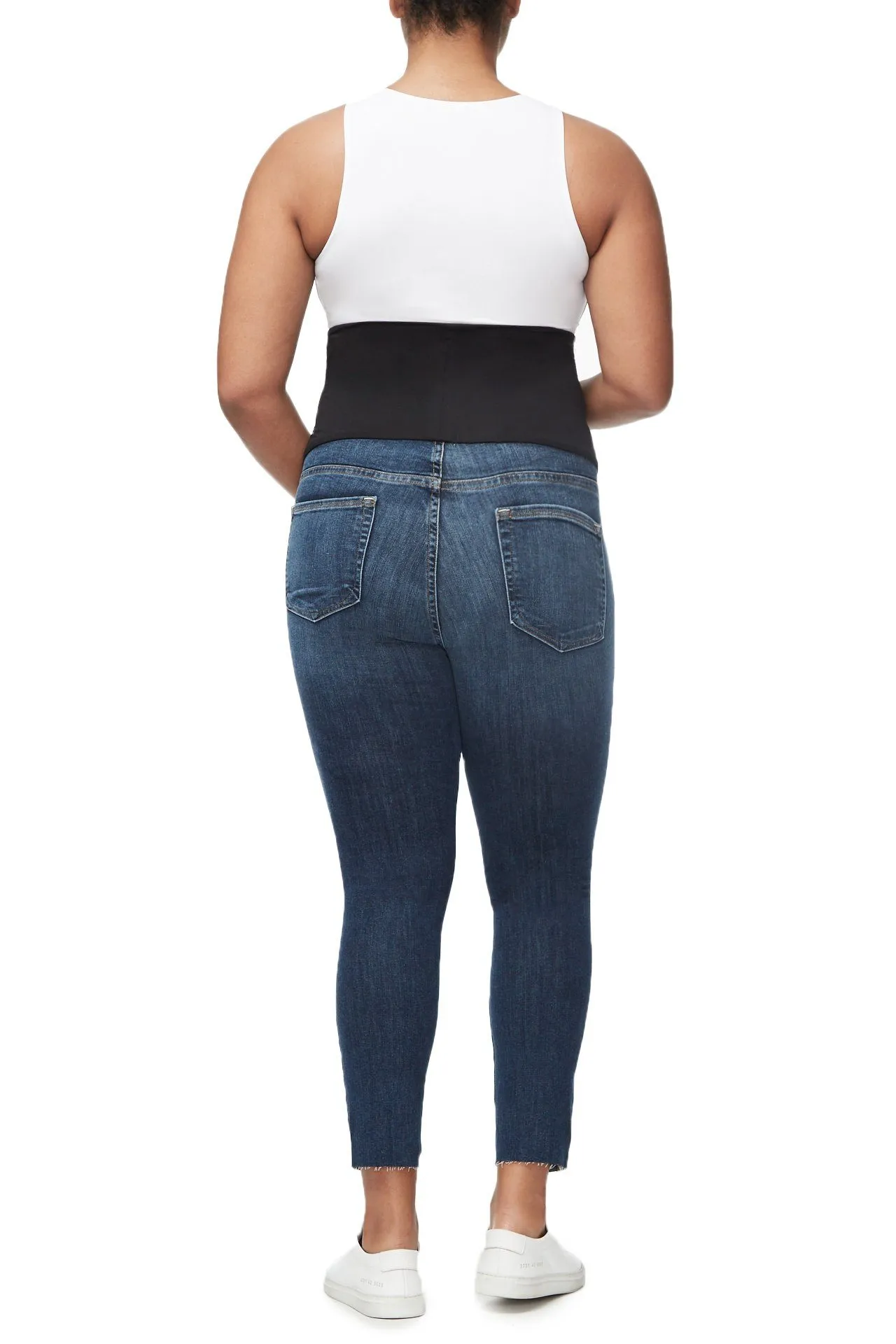 THE HOME STRETCH CROP | BLUE306